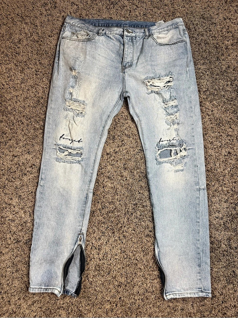MNML Distressed Straight Leg Jeans in Blue Waist 40